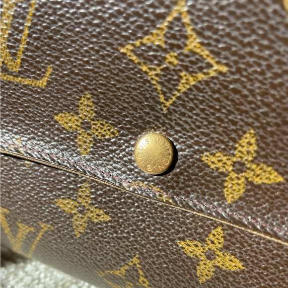 Louis Vuitton Monogram Bifold with Snap Wallet - Picture 13 of 16